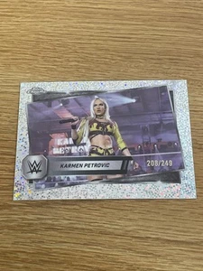2025 Topps Chrome WWE rifrattore a macchie Karmen Petrovic /249 #110 - Foto 1 di 3