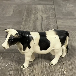 Vintage Ceramic Handpainted Spotted Black & White Cow Bull Figure 5"L Farmhouse - Picture 1 of 10
