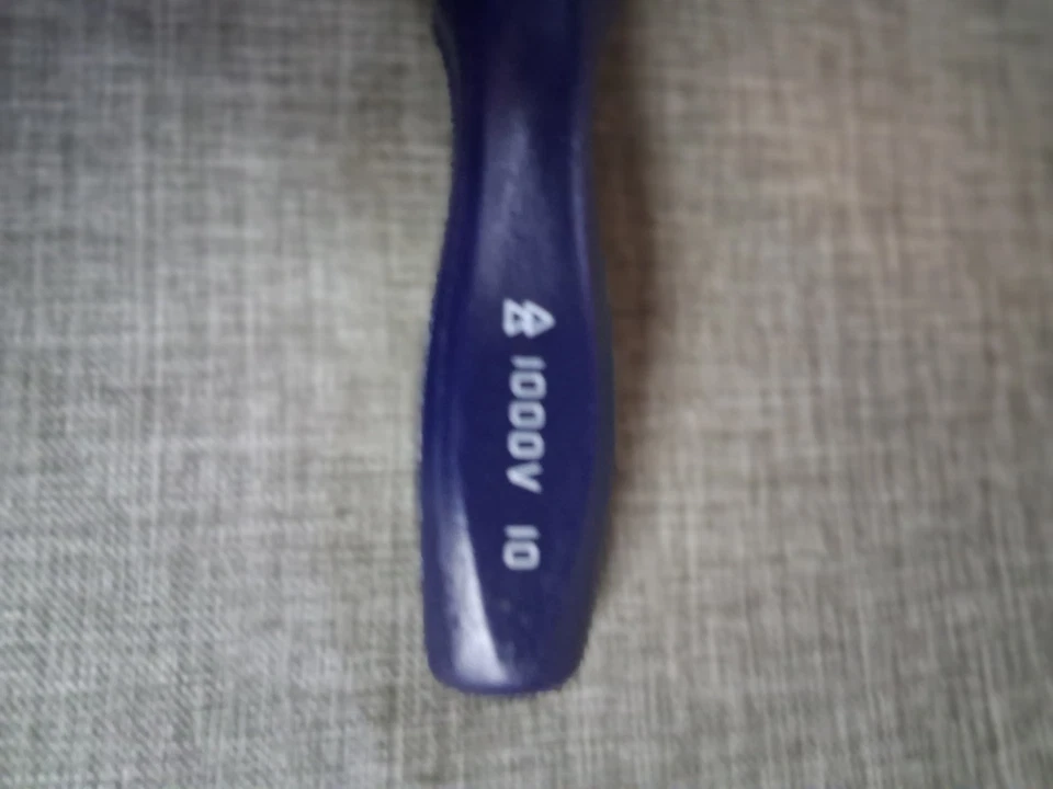 Snap-On 3/8" , 6-Point Nut Driver, Wood Handle, Composite(Black) Shaft, - Image 1 of 2