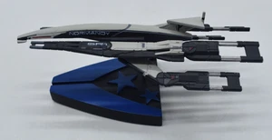 Mass Effect Normandy SR1 nave replica modello Dark Horse SPEDIZIONE VELOCE SI - Foto 1 di 11