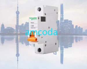 1PC NEW Schneider EA9 Series 1P D20A EA9AN1D20 - Picture 1 of 1