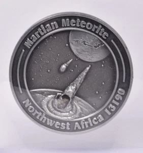 METEORITO MARCIANO CON MONEDA DE COLECCIONISTA, NOROESTE DE ÁFRICA 13190 MT113 - Imagen 1 de 5