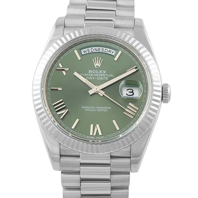 Reloj Rolex Day-Date 40 verde oliva esfera romana oro blanco President 228239 Foto 1 de 4