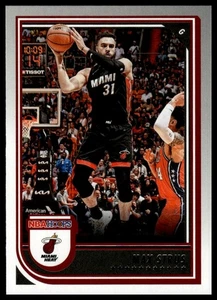 Aros 2022-23 #102 Max Strus - Imagen 1 de 2