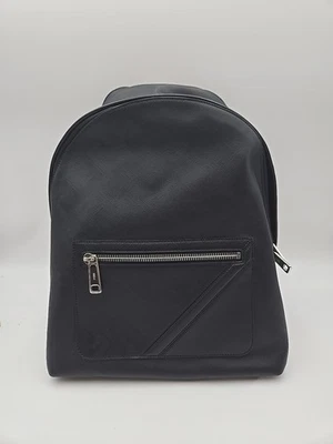 Mochila de cuero Fendi Chiodo Shadow Diagonal marca FENDI   Foto 1 de 4