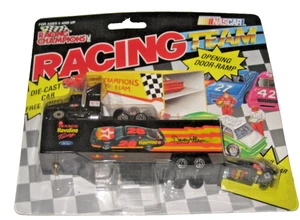 Racing Champions Davey Allison #28 Mini Hauler con Stock Car (1991)- Artículo CR56 - Imagen 1 de 3