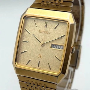 SEIKO MAJESTA Day Date Quartz Watch Gold Tone Stainless Steel Mens Classic - Picture 1 of 11