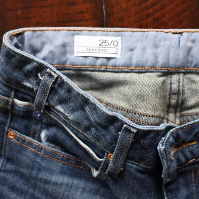 Женские джинсы из бумажной джинсовой ткани и ткани 25 синих искусственно состаренных ботинок - Изображение 1 из 4