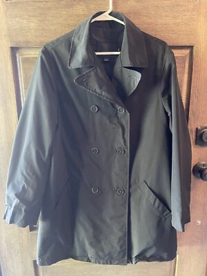 Gabardina Coach negra de doble botonadura para mujer talla grande. Hecho en Canadá Foto 1 de 4