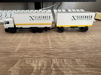 AWM 1:87 MAN Schenker Eurocargo Camion Buone Condizioni Senza OVP - Immagine 1 di 4