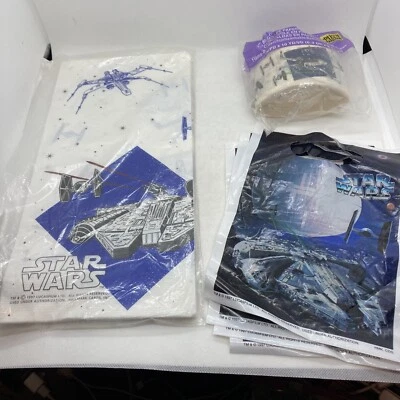 Lote Star Wars 1997 Vintage Cumpleaños Fiesta Suministros Mantel Streamer Bolsas Foto 1 de 4