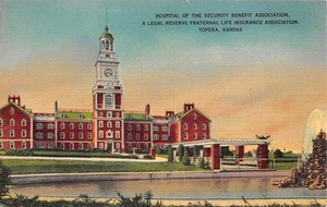 # K2583    TOPEKA,  KS.    POSTCARD,    HOSPITAL OF THE SECURITE BENEFIT ASSOC. - Picture 1 of 2