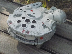 Star Wars Millennium Falcon Hasbro Galactic Heroes Spaceship 2011 sin figuras - Imagen 1 de 16