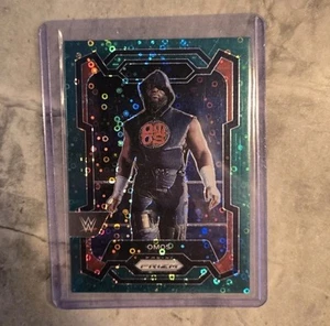 2024 PANINI PRIZM WWE GREEN DISCO PRIZM OMOS /49 - Picture 1 of 2