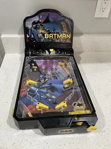 FUNRISE TOYS DC COMICS BATMAN ELECTRONIC PINGPONG ACADE GAME - Picture 1 of 2