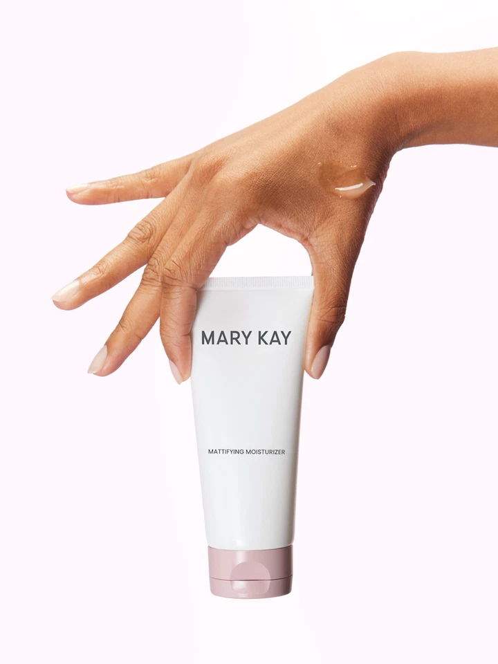 Nueva crema hidratante Mary Kay Mattifyin tamaño completo 3 oz ~ envío rápido Foto 1 de 1