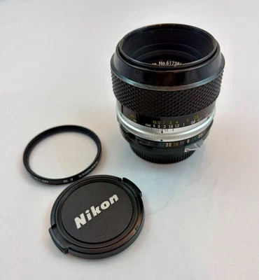 Lente macro Nikon Nikkor Pre-AF 55 mm f/3,5 Micro-Nikkor-P montura F Foto 1 de 4