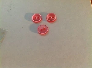 PKG 0F 72 NEU 3/8" HOT PINK KNÖPFE FÜR KNOPF HALSKETTE - Bild 1 von 2