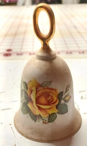 Vintage Danbury Mint American Yellow Rose Bell Fine English Bone China England - Bild 1 von 1