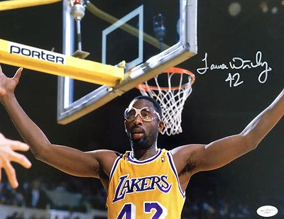 James Worthy Signed Los Angeles Lakers 11x14 Photo JSA G48610 - Image 1 of 2
