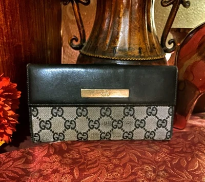 Authentic Gucci GG Long Wallet Canvas Black Grey Folding Luxury Gift - Image 1 of 4