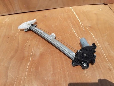 Regulador de ventana de puerta de pasajero delantero derecho Acura TLX 2015-2020 con motor OEM Foto 1 de 4