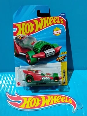 2025 HOT WHEELS N̈EW MODEL J CASE HOT WHEENGS #197 RED FAST FOODIE  SAUCE BOTTLE - Image 1 of 4