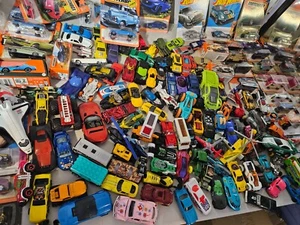 Matchbox Hot Wheels Unbranded Mega Lot 27 New 110 Loose Cars - Picture 1 of 20