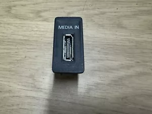 VOLKSWAGEN GOLF MK7 MEDIA IN PORT SOCKET 5Q0035736 2013-2017 - Picture 1 of 3
