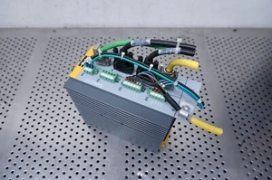 Parker servo drive S063V2F12 I11 T40 M00 S063V2F12I11T40M00 - Picture 1 of 6