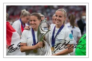FRAN KIRBY & BETH MEAD Signed 6X4 PHOTO Pre Print ENGLAND EURO 2022 Lionesses - Picture 1 of 1