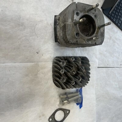 Kawasaki Sno Jet 440 SST Mag 1977 cilindro, culata, pistón Foto 1 de 4