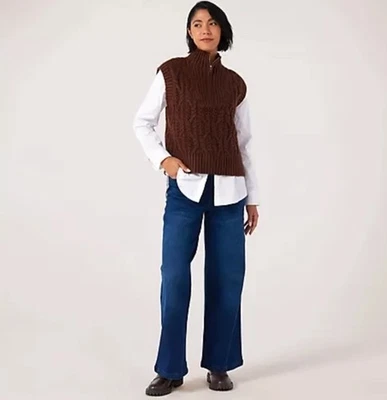 Ben De Lisi Knitted Zip Front Vest. Chocolate. Size Large. BNWT. RRP £45.96. - Image 1 of 4