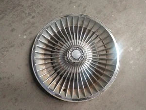 Chrysler Cordoba Diplomat 15" Turbine Hubcap 81 82 83 84 85 86 87 88 - Picture 1 of 6