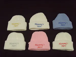 Baby Knitted Wool Embroidered Personalised Hat With Saying Mummy's Hero    - Picture 1 of 16