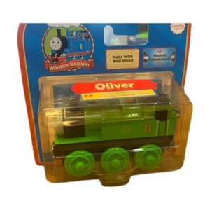 Thomas & Friends OLIVER Wooden Train Cars 2006 LC + Card - BRAND NEW - Picture 1 of 5
