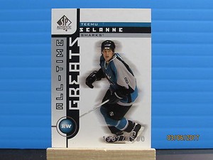 2001-02 SP Authentic #107 Teemu Selanne ATG SN 1907/3500