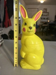 Vintage Osterhase Hase Süßigkeiten Behälter 11" GELB Kunststoff Blasform LEBENDIG - Bild 1 von 10
