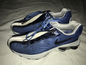 r4 sneakers