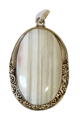 Ciondolo ovale in argento 925 e pietra di Agata grigia striata - Immagine 1 di 4