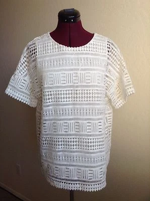 NUEVO VINCE $295 SS Top Geométrico de Encaje*Blanco roto*Mediano*¡HERMOSO! Foto 1 de 4