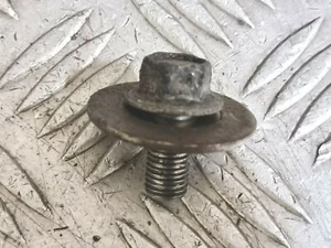 HONDA CBR900RR 1992 92 98 FRONT SPROCKET BOLT CBF1000 CBR1000F CBR600F CB1000R - Picture 1 of 1