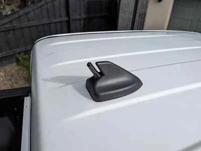 Antenna/Aerial Stubby Bee Sting for Ford Ranger Raptor Next Gen 3.5cm Black - Image 1 of 4