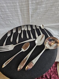 Utensilio de cubiertos Oneida Community Patrician antiguo con múltiples porciones plateadas - Imagen 1 de 6