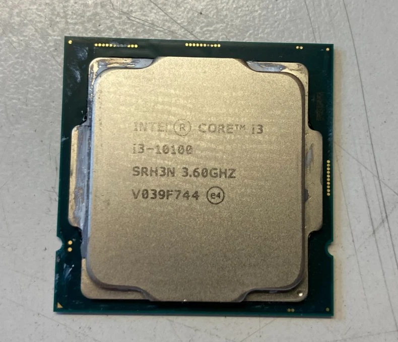 CPU Intel Core i3-10100 SRH3N 3.60GHz - Immagine 1 di 1