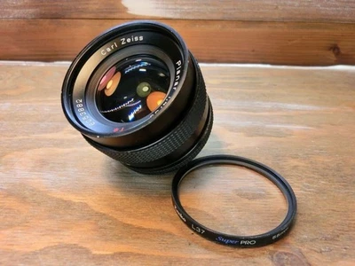 Contax Carl Zeiss Planar 50mm F/1.7 T* MF Lens CY Mount [Excellent+5] Tested - Image 1 of 4