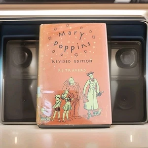 1981 Hardback Mary Poppins Revised Edition  - Picture 1 of 3