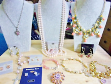 Jewelry Talbots Pink Pearls Rhinestones Cubic Zirconia Broach MOP (Lot 1988)