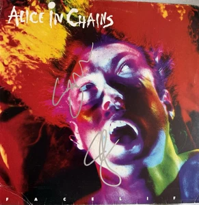 Alice In Chains FACELIFT 1st Pressing LP BRAZIL autographed by Jerry Cantrell - Picture 1 of 1