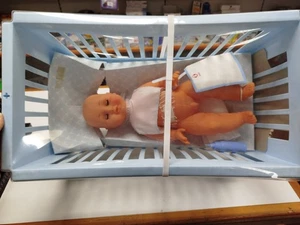 Bambola Appena Nato Furga Con Lettino Nursery Nuovo  - Imagen 1 de 5